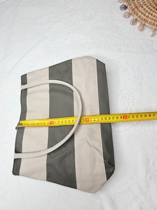 Bolso shopper grande rayas gris beige