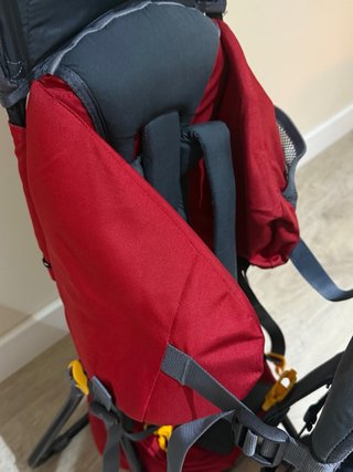 Mochila Portabebés Montaña Deuter