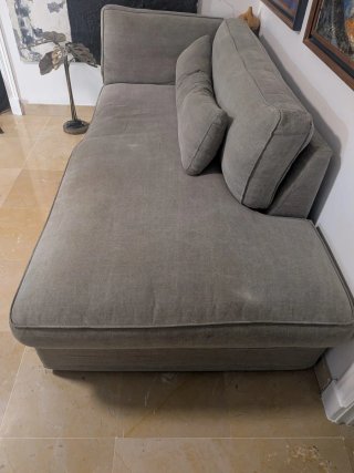 Sofá chaise longue gris