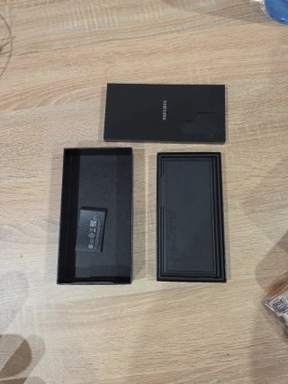 Caja Samsung Galaxy S23 Ultra