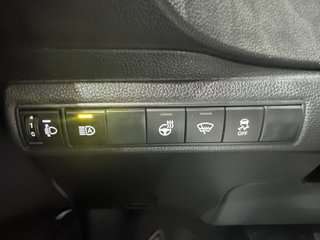 Suzuki SWACE 1.8 122 SUZUKI SWACE HYBRID (2023)