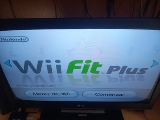 Wii Fit Plus Nintendo Juego Fitness