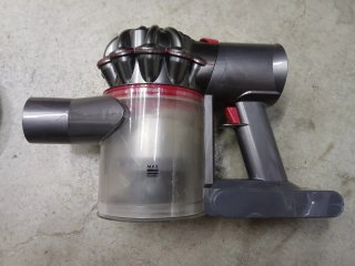Aspirapolvere Dyson V8 Animal + accessori
