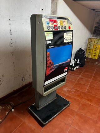 Máquina dispensadora Azcoyen