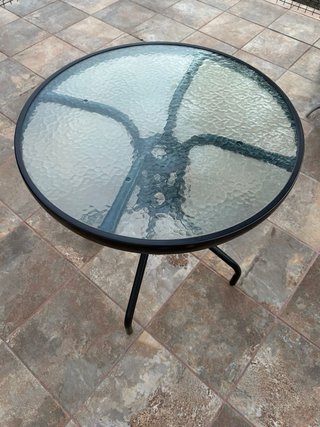 Mesa redonda jardín cristal y metal