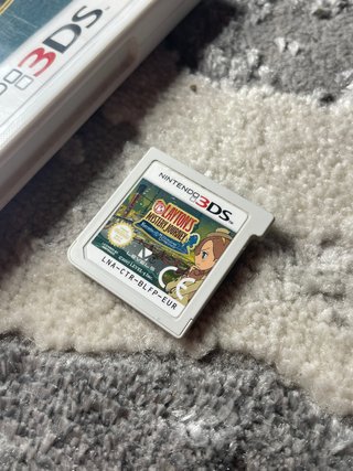 El Misterioso Viaje de Layton Katrielle 3DS PAL