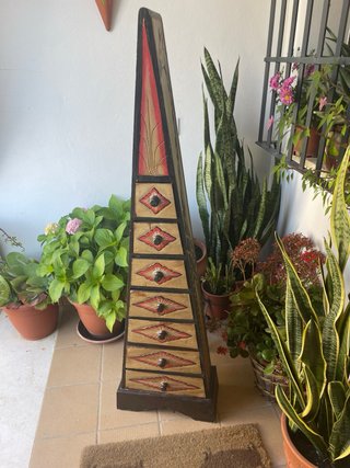 Figuras madera buda/elefantMueble cajonero jirafa