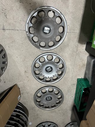 3 Tapacubos Seat León Originales