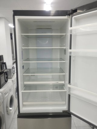 NEVERA MARCA HAIER Acero inoxidable