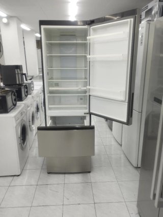 NEVERA MARCA HAIER Acero inoxidable