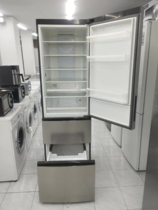 NEVERA MARCA HAIER Acero inoxidable
