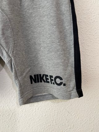 Pantalones cortos joggers Nike FC