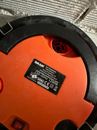 Aspiradora Bikain 1200W