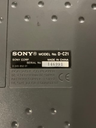 Sony CD Walkman D-C21 Digital MEGA BASS