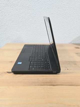 Portátil Dell Core i5 Negro