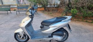 Honda Dylan 125 Plata