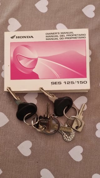 Honda Dylan 125 Plata