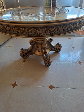 Salón marroquí dorado