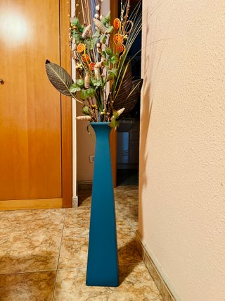Jarrón alto minimalista azul turquesa