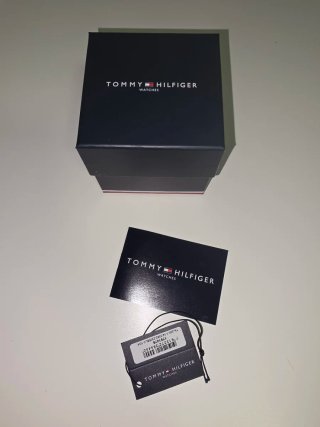 Reloj Tommy Hilfiger Plata y Blanco