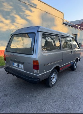 Nissan Vanette 1990