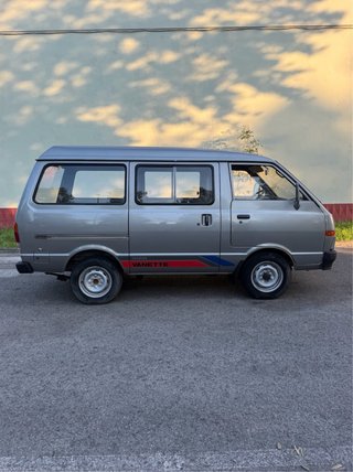 Nissan Vanette 1990