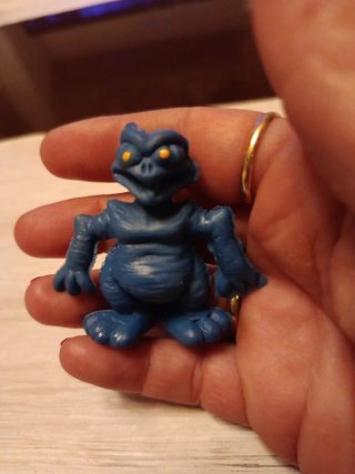 Muñeco PVC Antiguo Azul