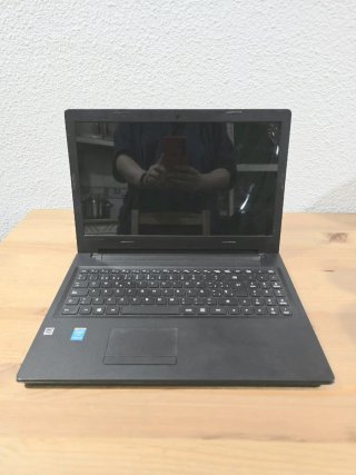 Lenovo Core i3 Portátil Negro