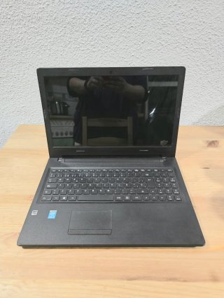 Lenovo Core i3 Portátil Negro