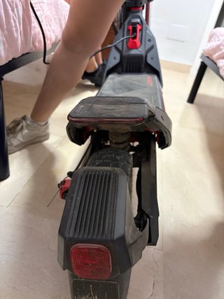 Patinete eléctrico Segway con cargador