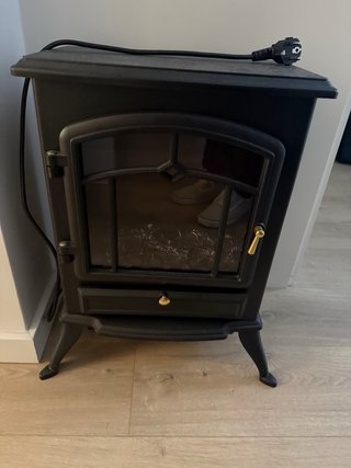 Calentador eléctrico estilo chimenea