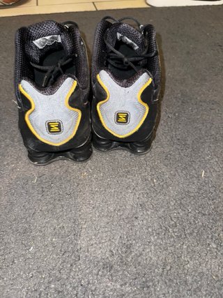 Scarpe Nike Shox Uomo Nero Oro