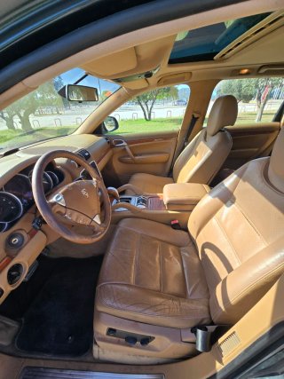 Porsche Cayenne 2003