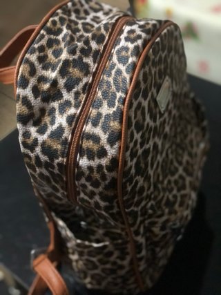 Mochila estampado leopardo