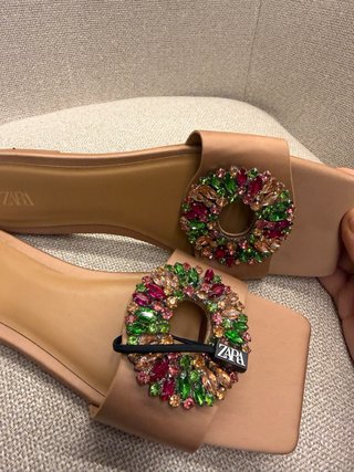 Sandalias Zara Beige Multicolor Joyas