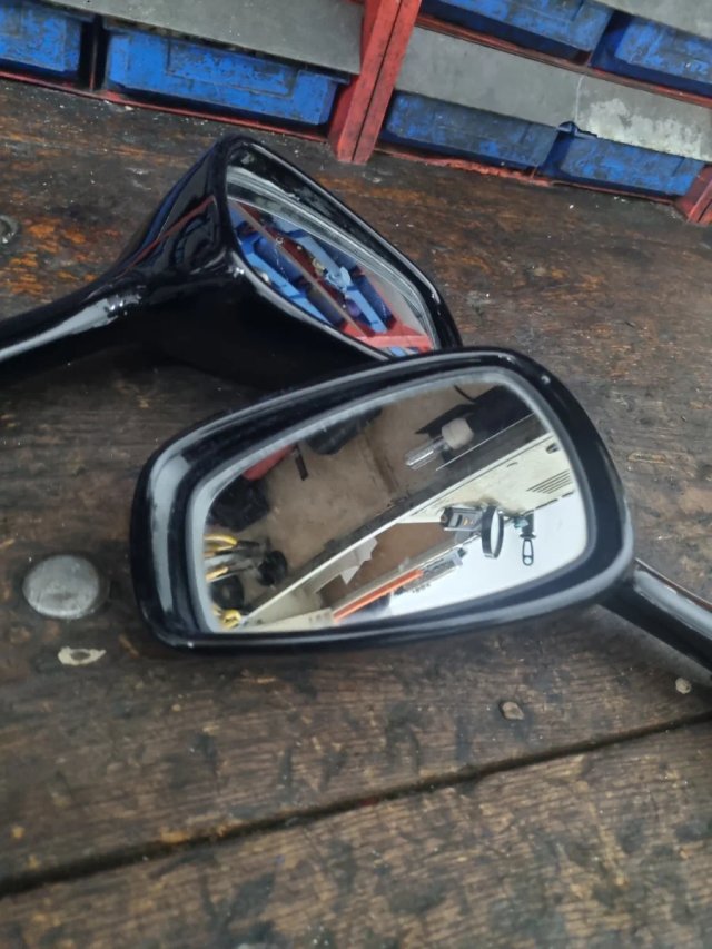 RETROVISOR GSXR.