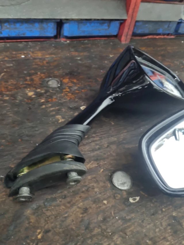 RETROVISOR GSXR.