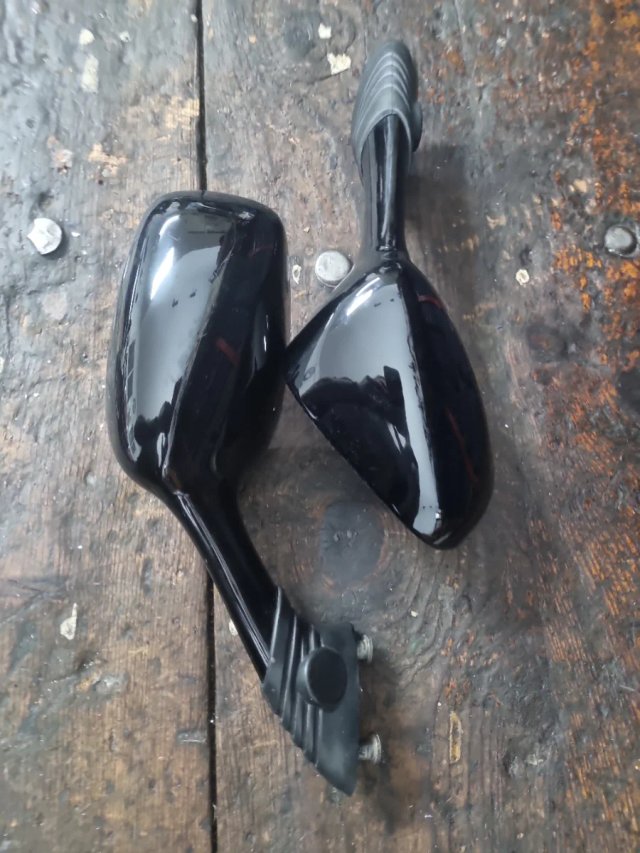 RETROVISOR GSXR.