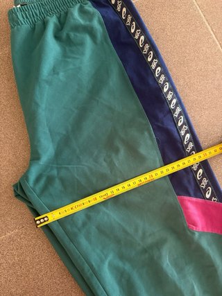 Chándal Asics Verde y Rosa