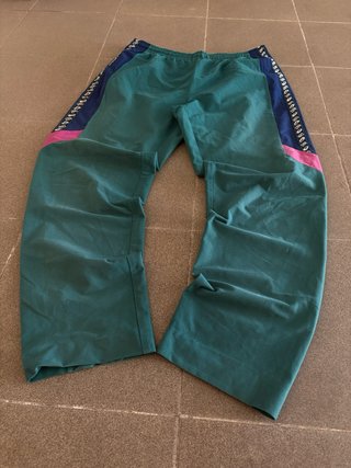 Chándal Asics Verde y Rosa