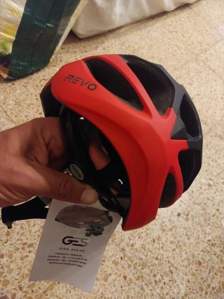Casco GS Revolución Talla M Negro/Rojo
