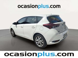 Toyota Auris 120T Active 85 kW (116 CV)