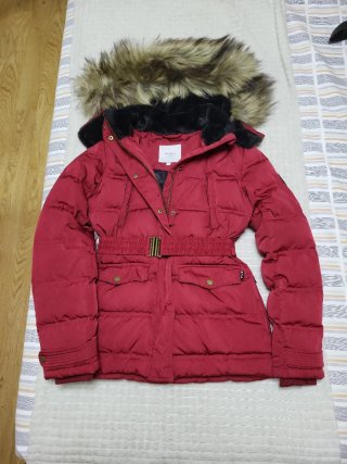 Chaqueta de plumas Pepe Jeans con capucha