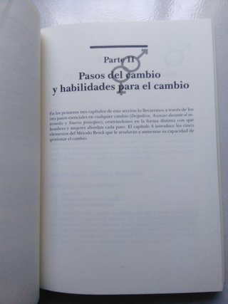 ELLOS VAN AL ESTE, ELLAS A LA DERECHA
