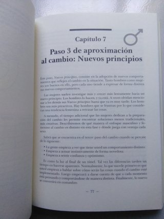 ELLOS VAN AL ESTE, ELLAS A LA DERECHA