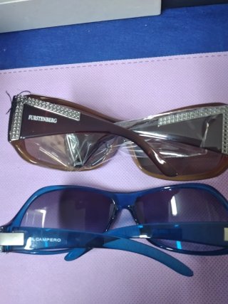 Set 2 Occhiali da Sole Blu e Marroni