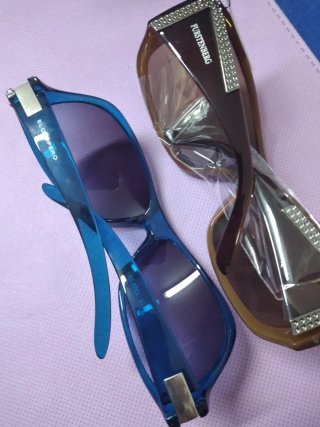 Set 2 Occhiali da Sole Blu e Marroni