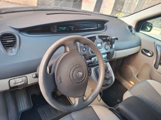 Renault Grand Scenic 2004