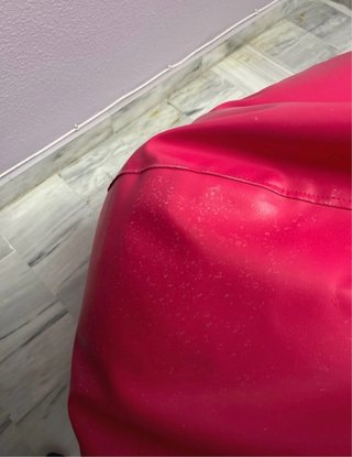 Puff pera piel sintética rosa fucsia