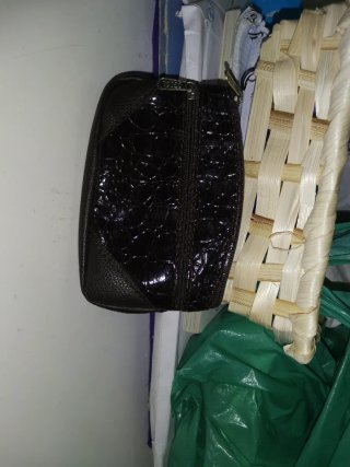 Monedero negro piel cocodrilo